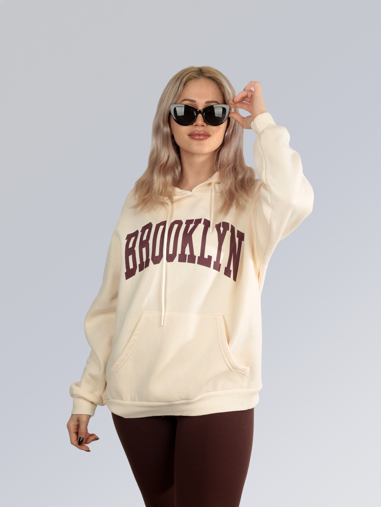 Metropol Stili Kapüşonlu Sweatshirt