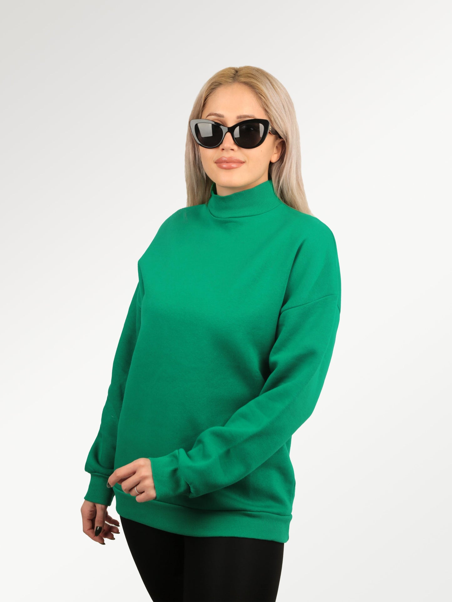 Düz Boğazlı Sweatshirt