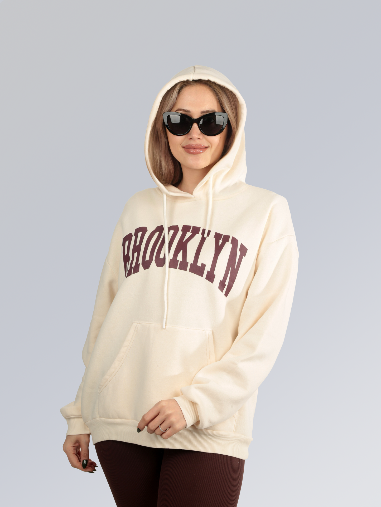 Metropol Stili Kapüşonlu Sweatshirt